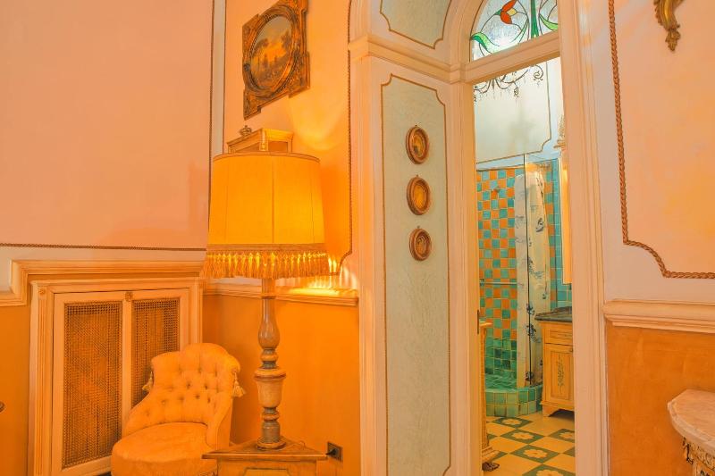 B&B Flora House image
