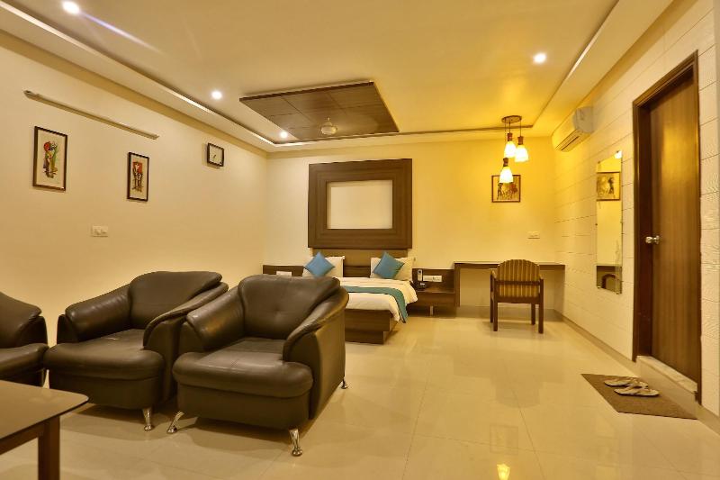 Hotel Kamran Palace image
