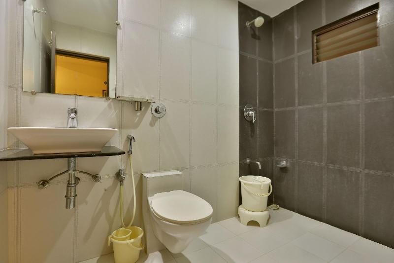 Hotel Kamran Palace image