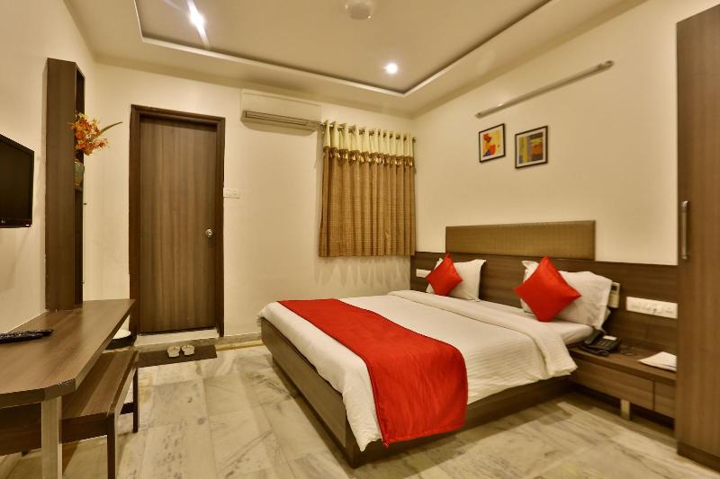 Hotel Kamran Palace image