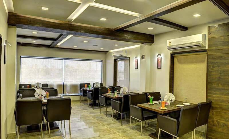 Hotel Aaram Orchard image
