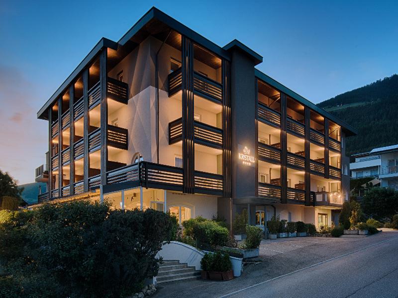 Hotel Kristall image
