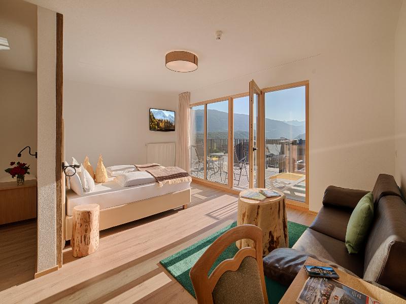 Hotel Kristall image