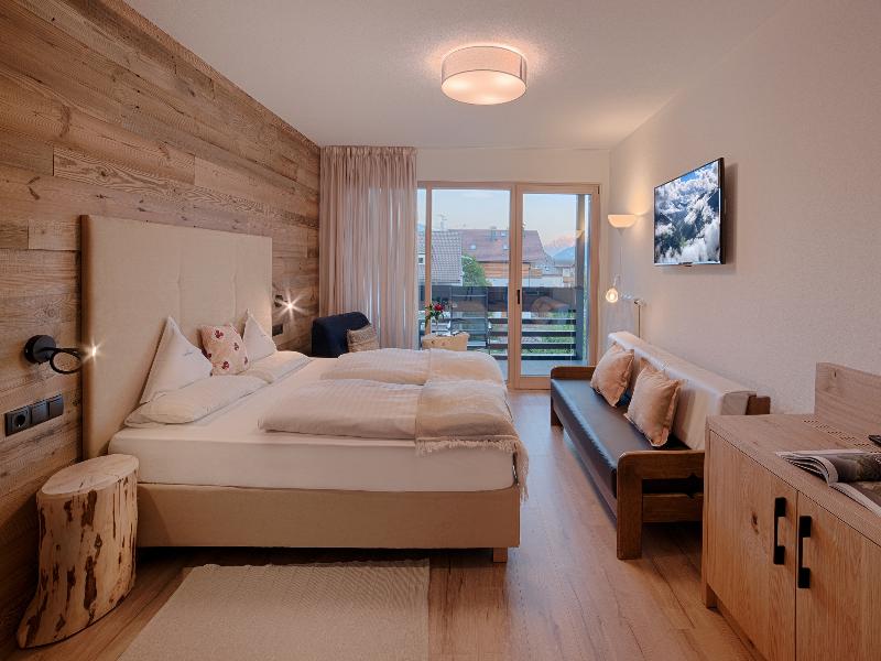 Hotel Kristall image