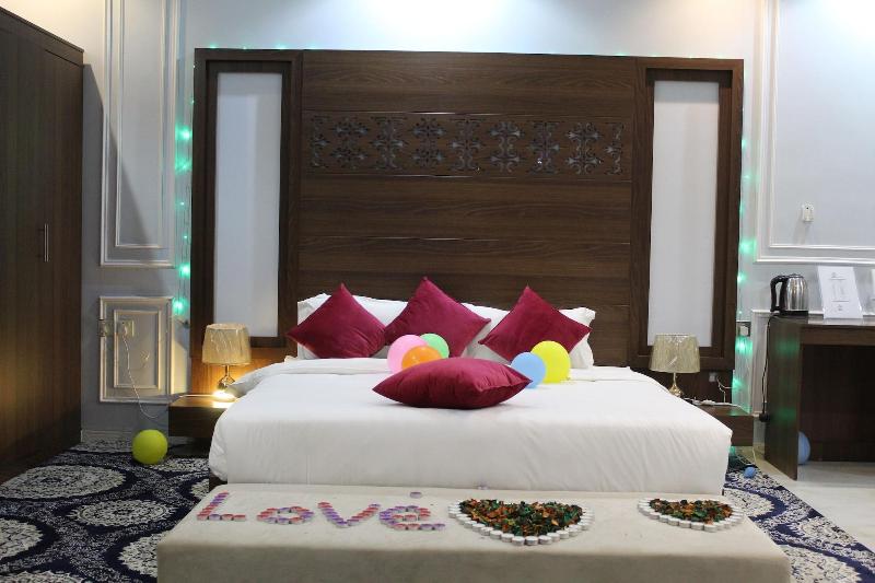 Lailaty Hotel Apartment image