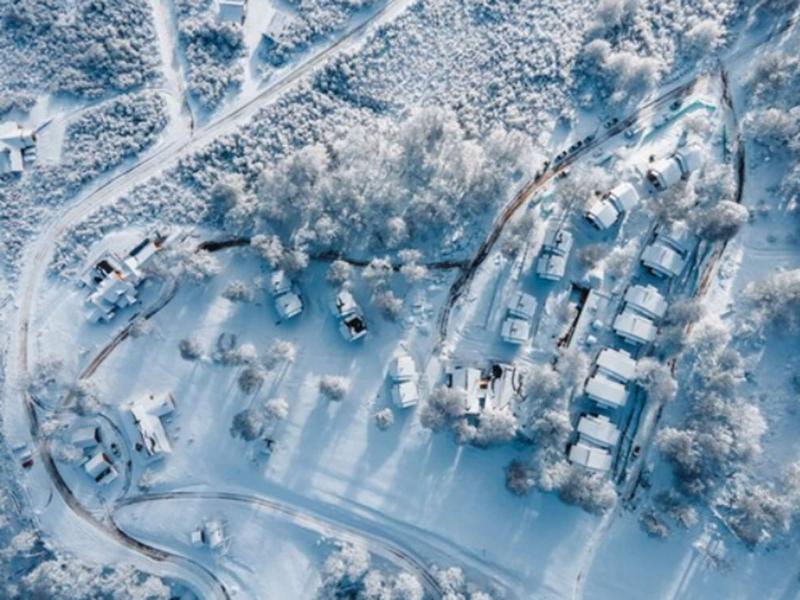 El Refugio Ski & Summer Lodge image