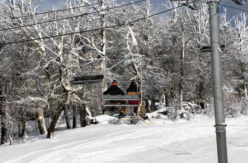 El Refugio Ski & Summer Lodge image
