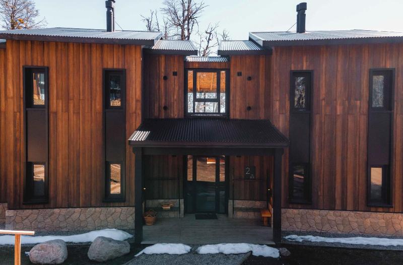 El Refugio Ski & Summer Lodge image