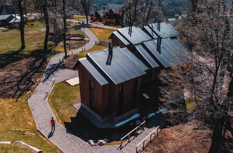 El Refugio Ski & Summer Lodge image