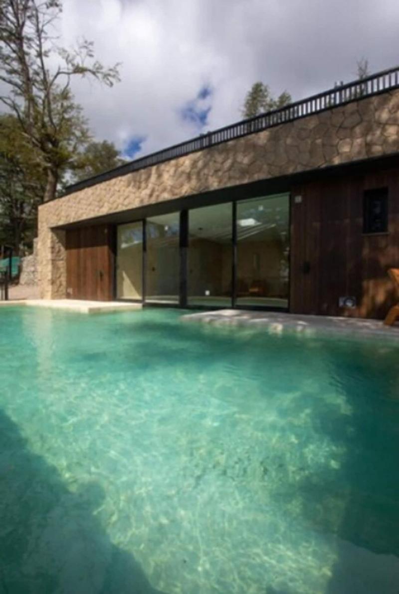El Refugio Ski & Summer Lodge image