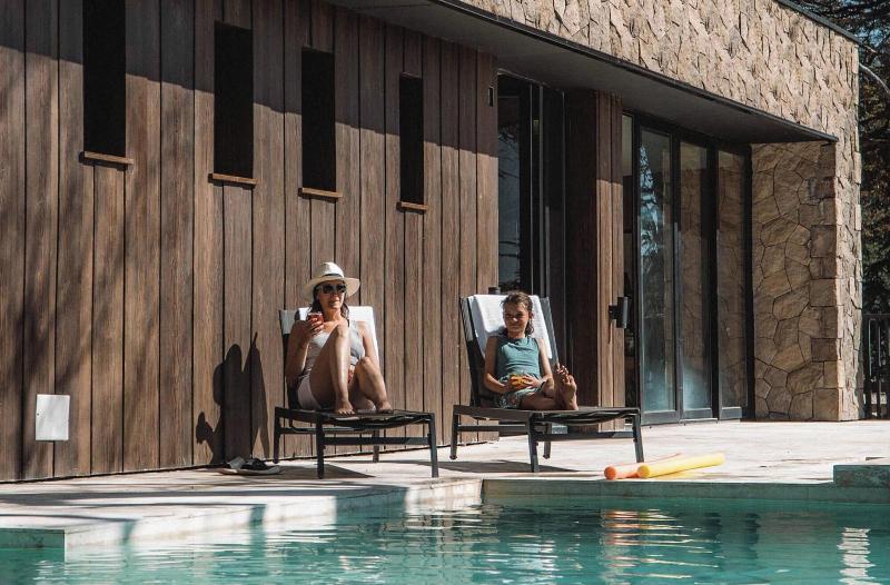 El Refugio Ski & Summer Lodge image