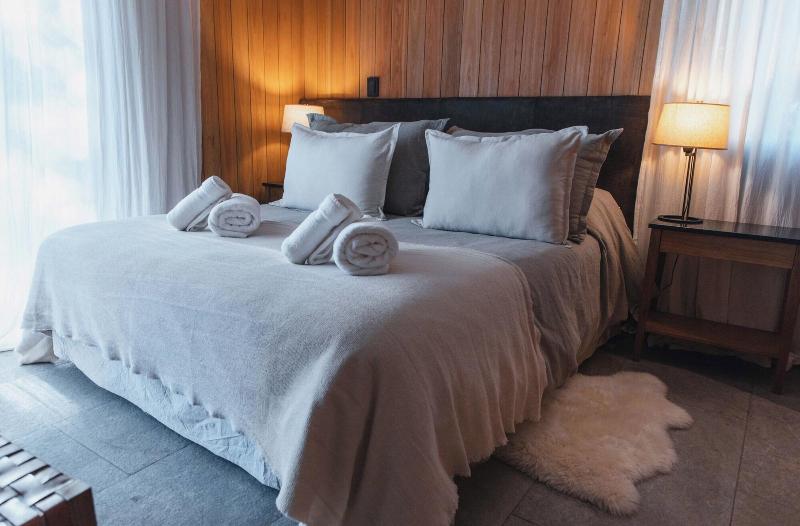 El Refugio Ski & Summer Lodge image