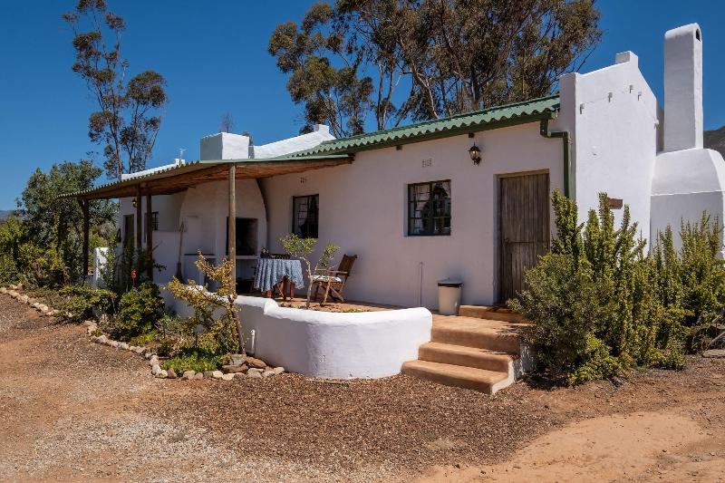 360on62 Mountain View Farm Cottages