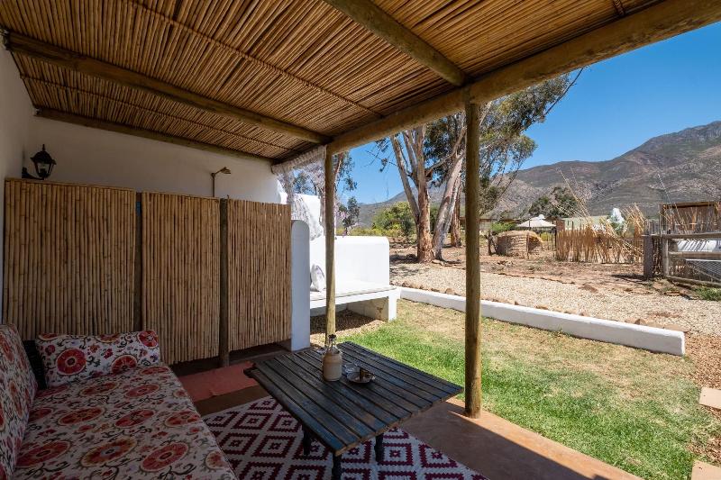 360on62 Mountain View Farm Cottages