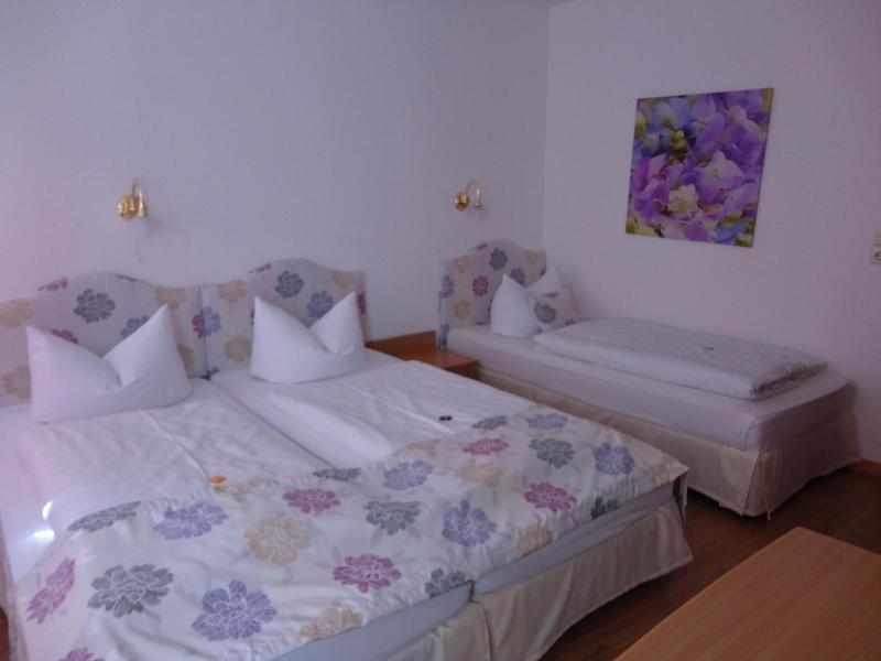 Hotel am Schloss image