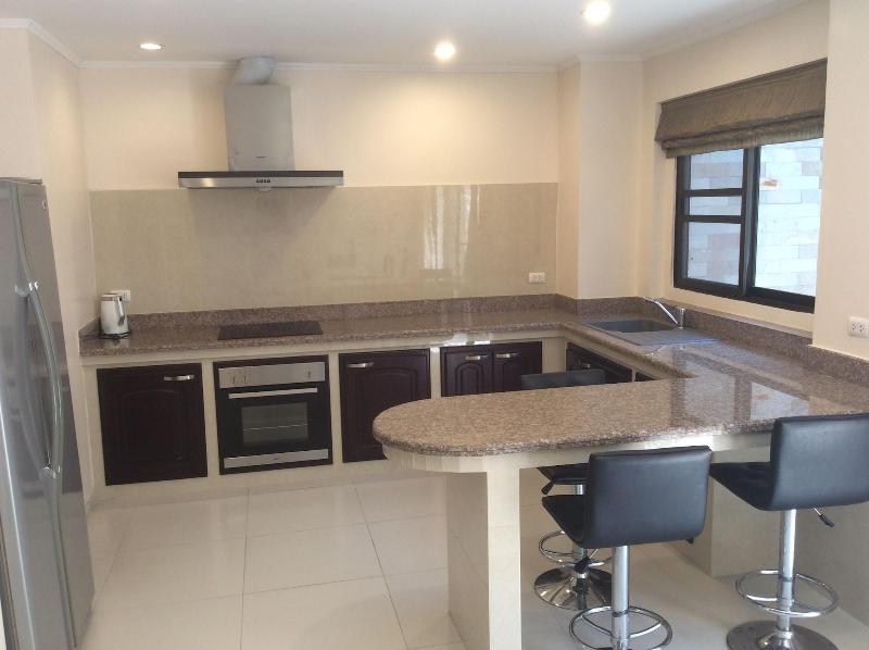 Baan Somprasong Apartment - Na Jomtien image