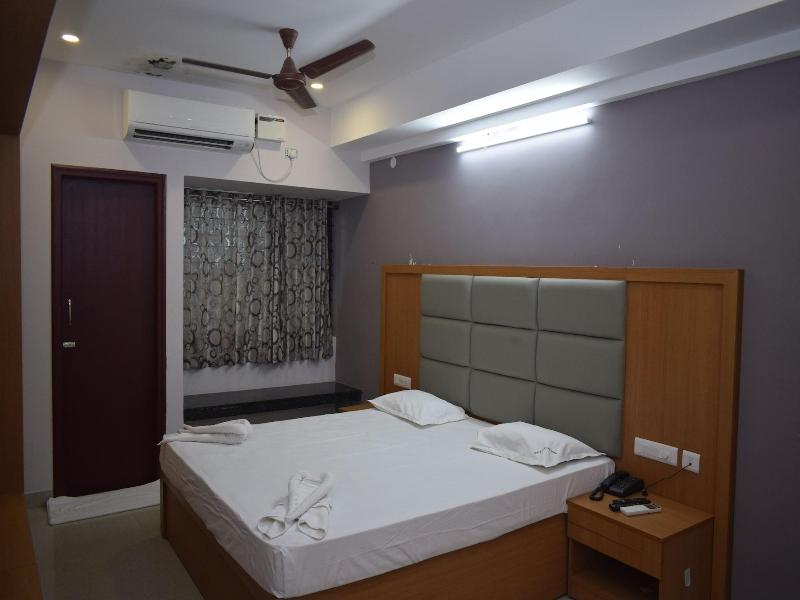 Hotel Vijay Krishna image