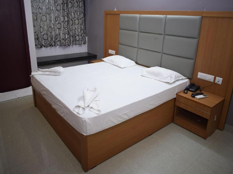 Hotel Vijay Krishna image
