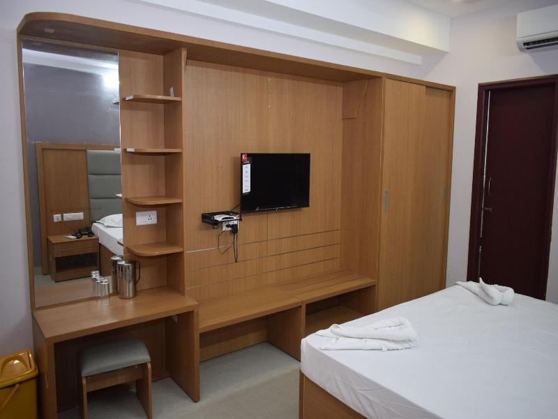 Hotel Vijay Krishna image