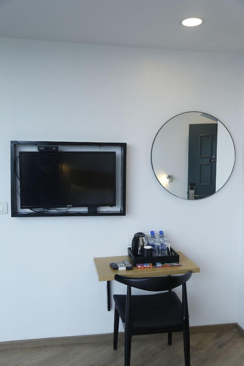 Octave Uptown Suites image