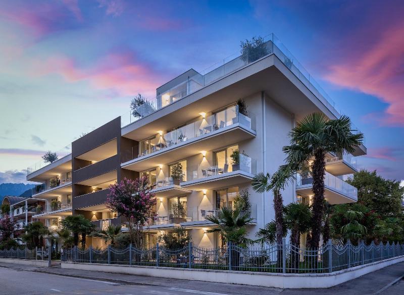 Aris Apartments - TonelliHotels image