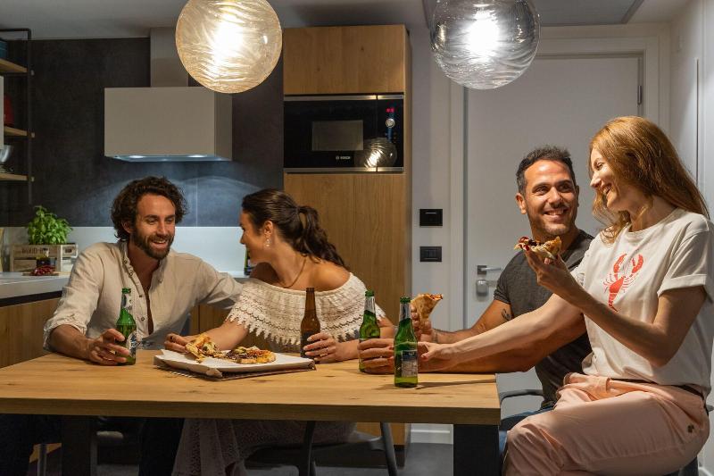 Aris Apartments - TonelliHotels image
