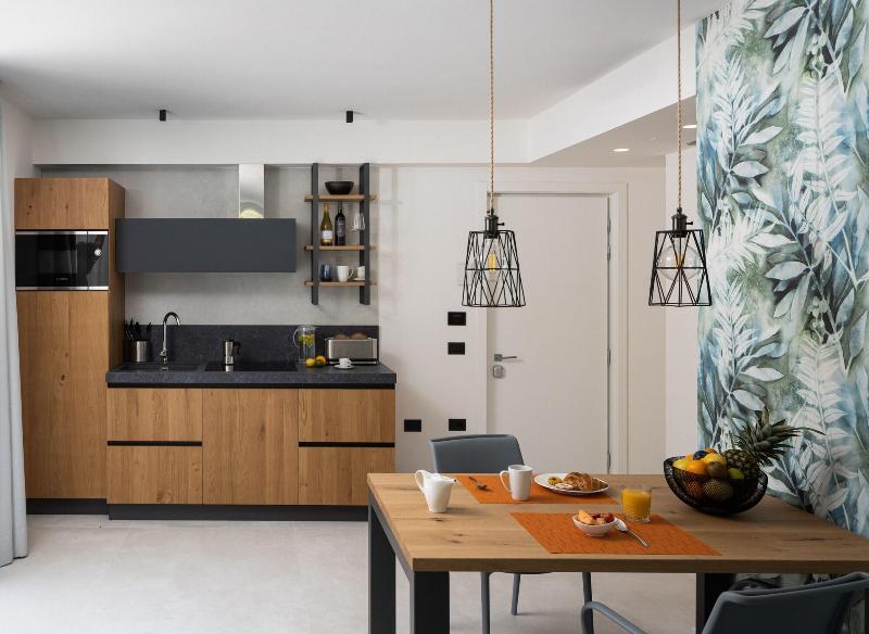 Aris Apartments - TonelliHotels image