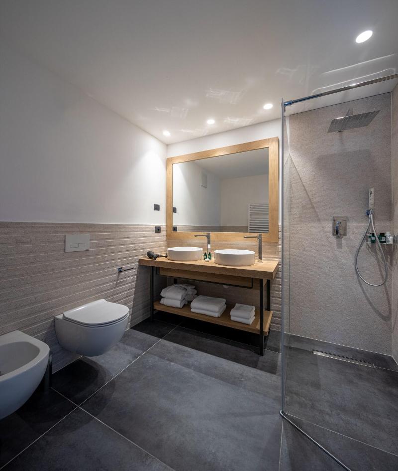 Aris Apartments - TonelliHotels image