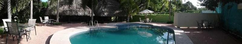 Green Jungle Hotel y Restaurante image