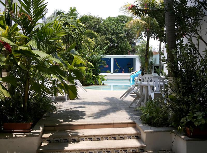 Hotel Casa Flores De Tikal image