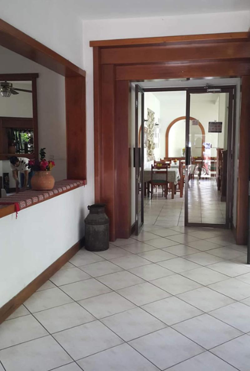 Hotel Casa Flores De Tikal image