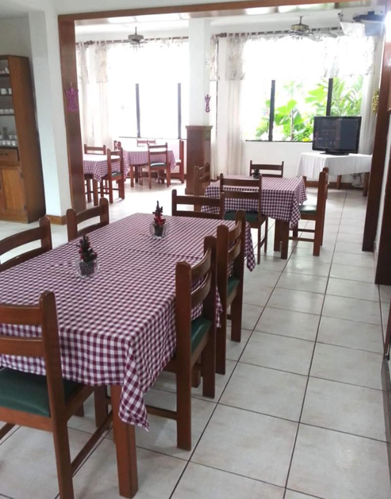 Hotel Casa Flores De Tikal image