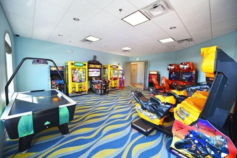 1521mc Amazing Champions Gate 8 Bedroom 5 Bed image