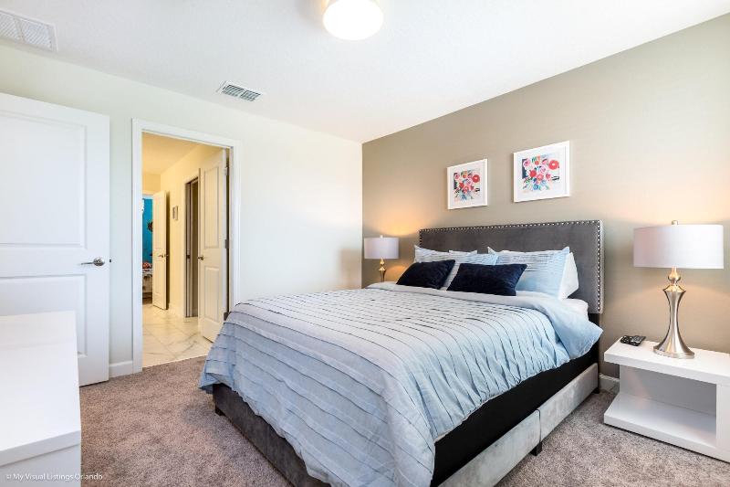 1521mc Amazing Champions Gate 8 Bedroom 5 Bed image