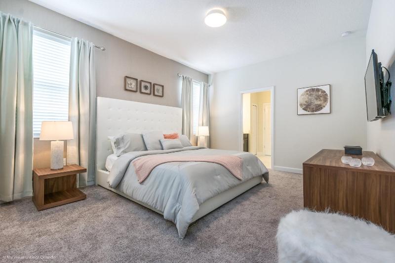1521mc Amazing Champions Gate 8 Bedroom 5 Bed image