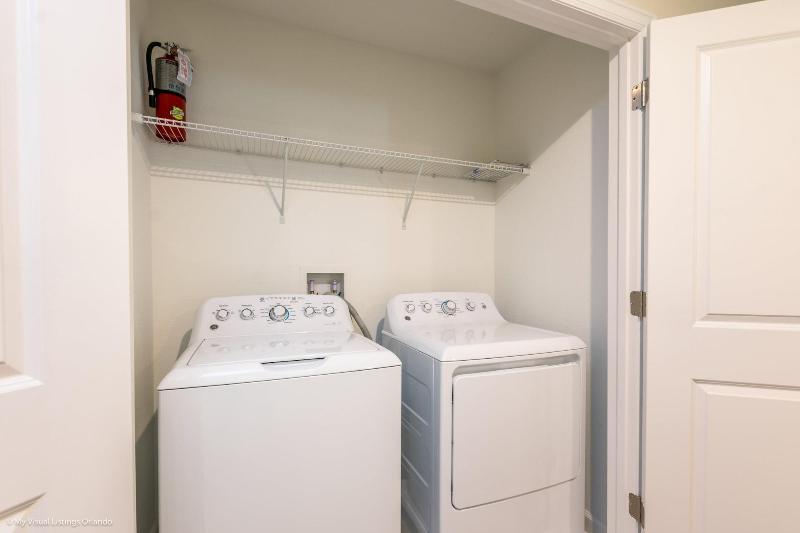 1521mc Amazing Champions Gate 8 Bedroom 5 Bed image