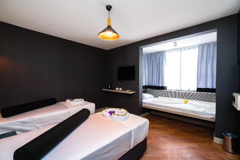 Basel Hotel image
