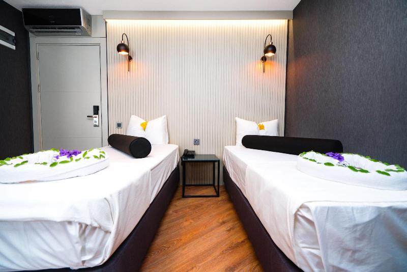 Basel Hotel image