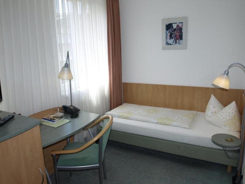 Hotel Central Classic image
