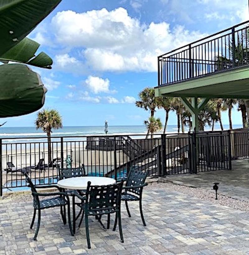 Organic Beach Retreat — photo 17