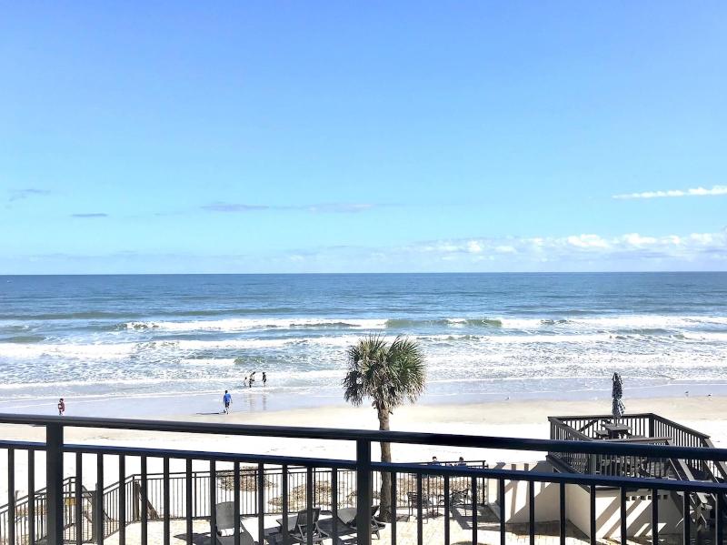Organic Beach Retreat — photo 22