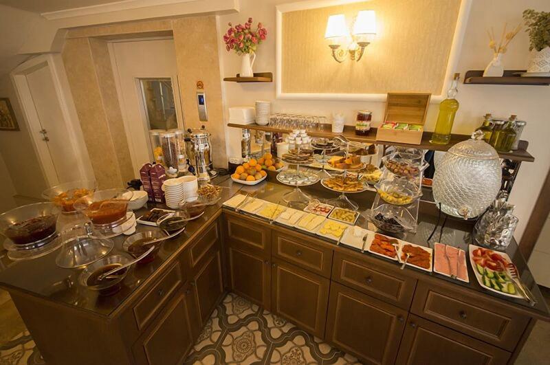 Biga Palas Hotel image