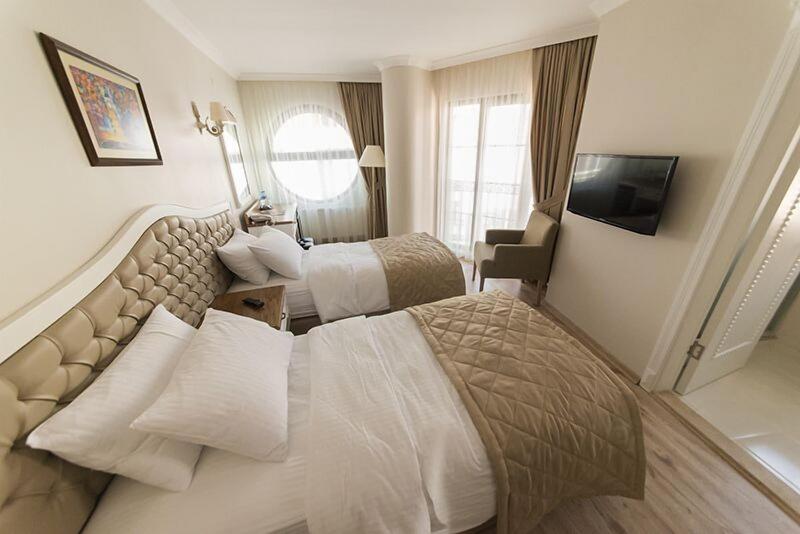 Biga Palas Hotel image