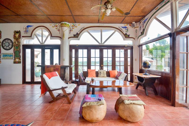 Jade's Casa de Arte image