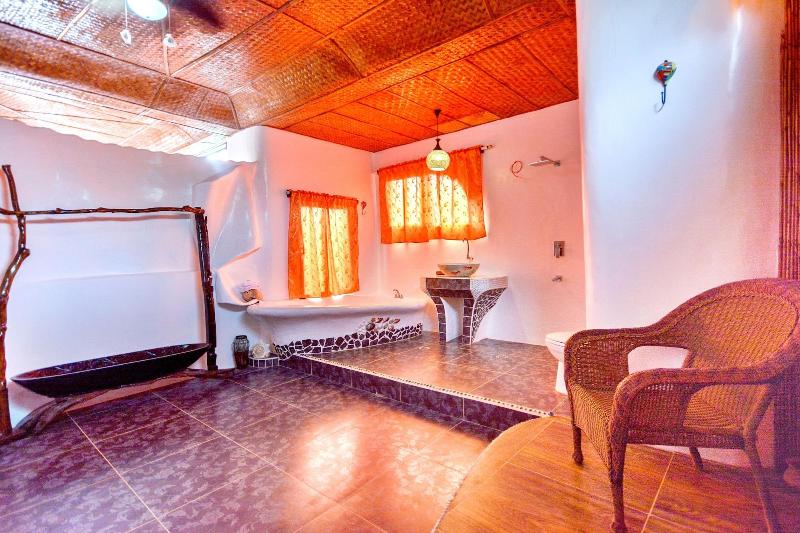 Jade's Casa de Arte image