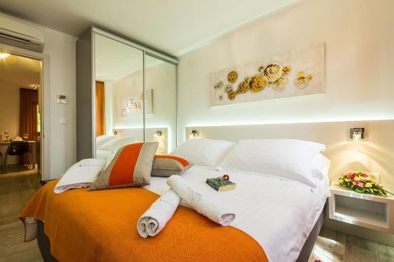 Aparthotel Gimi image