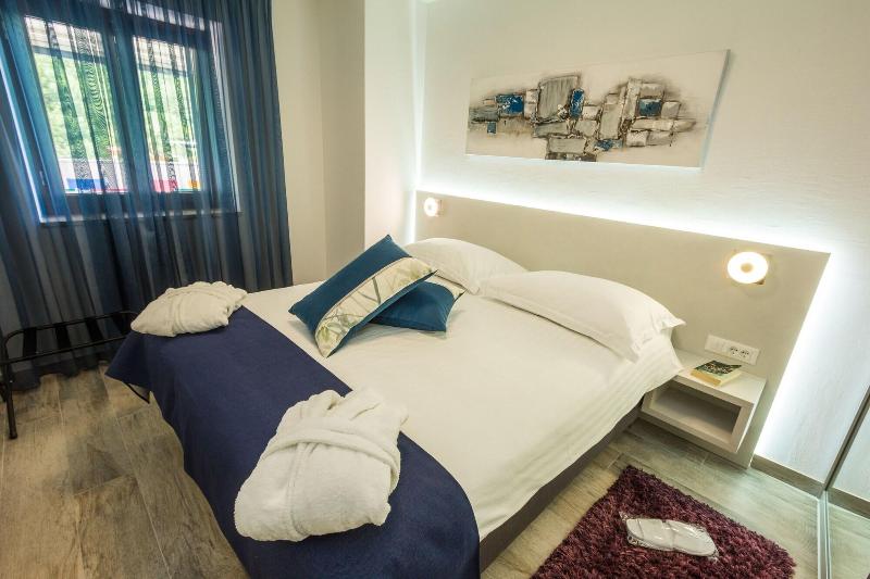 Aparthotel Gimi image