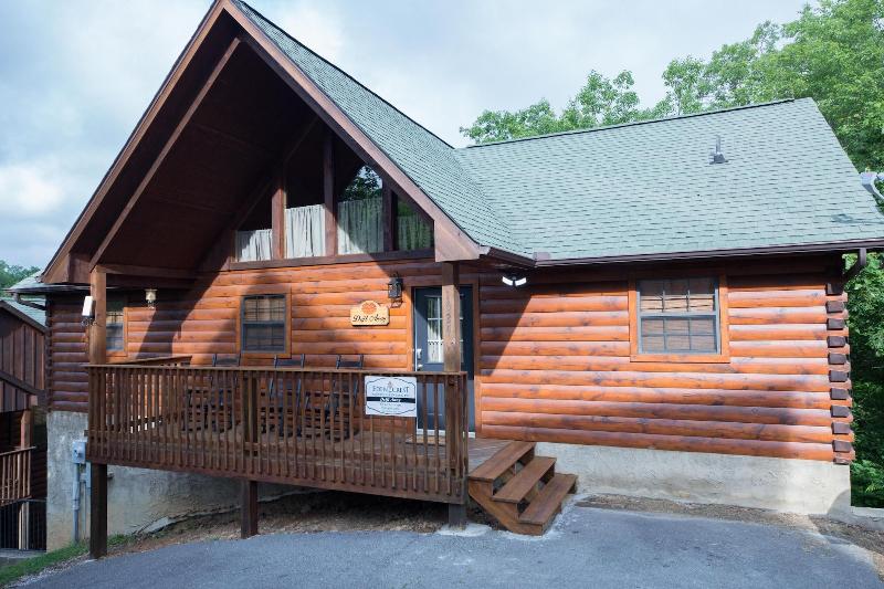 Drift Away - Two Bedroom Cabin image