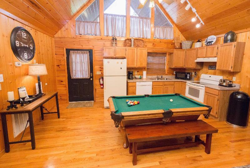 Drift Away - Two Bedroom Cabin image
