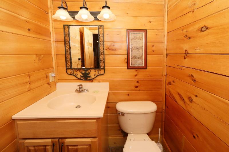 Mountain Fun - One Bedroom Cabin image